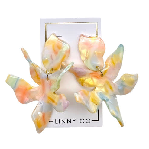 Silver Flora abstract floral earring with light featherweight dangle.