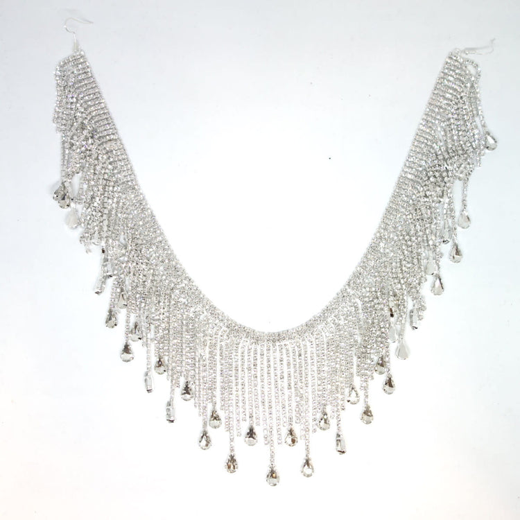 Eighteen-inch clear silver fringe marquise garland with a shimmering metallic finish.