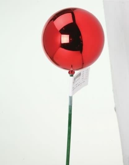 A shiny red 80mm spherical ball ornament on a 15-inch green garden stake.