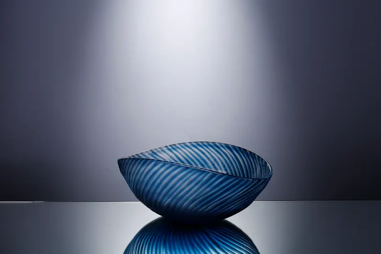 4.7-inch clear glass decorative bowl with a sleek modern cylindrical shape.