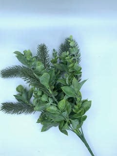 Mix Green Bush X7 H18 artificial plant with lush green foliage in a natural bush silhouette.