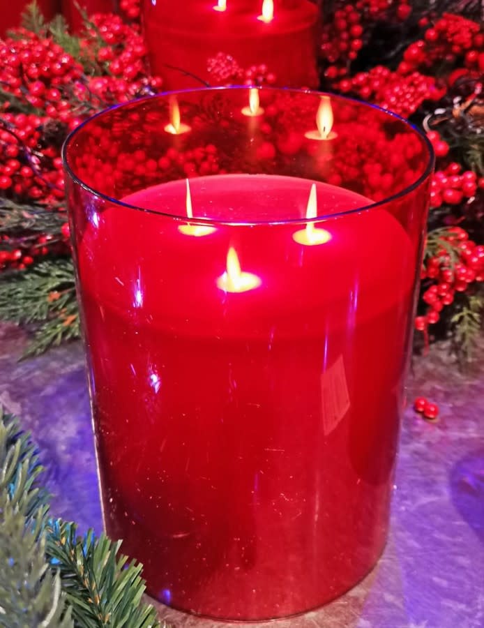 8-inch glass candle jar with three wicks