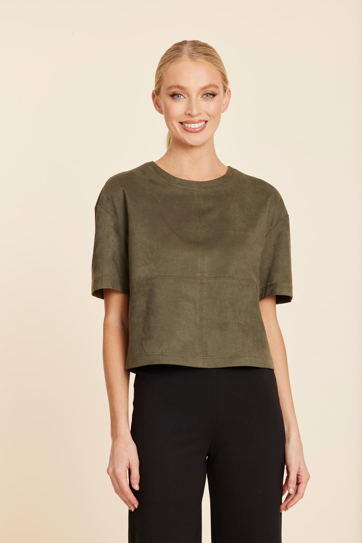 Analiza faux suede cropped tee — Olive