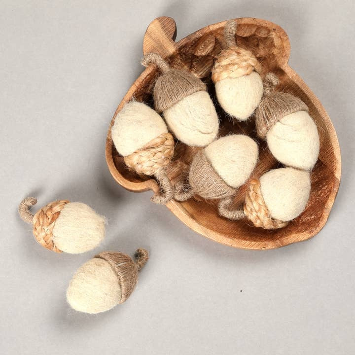 Acorns Bowl Filler Set of 12