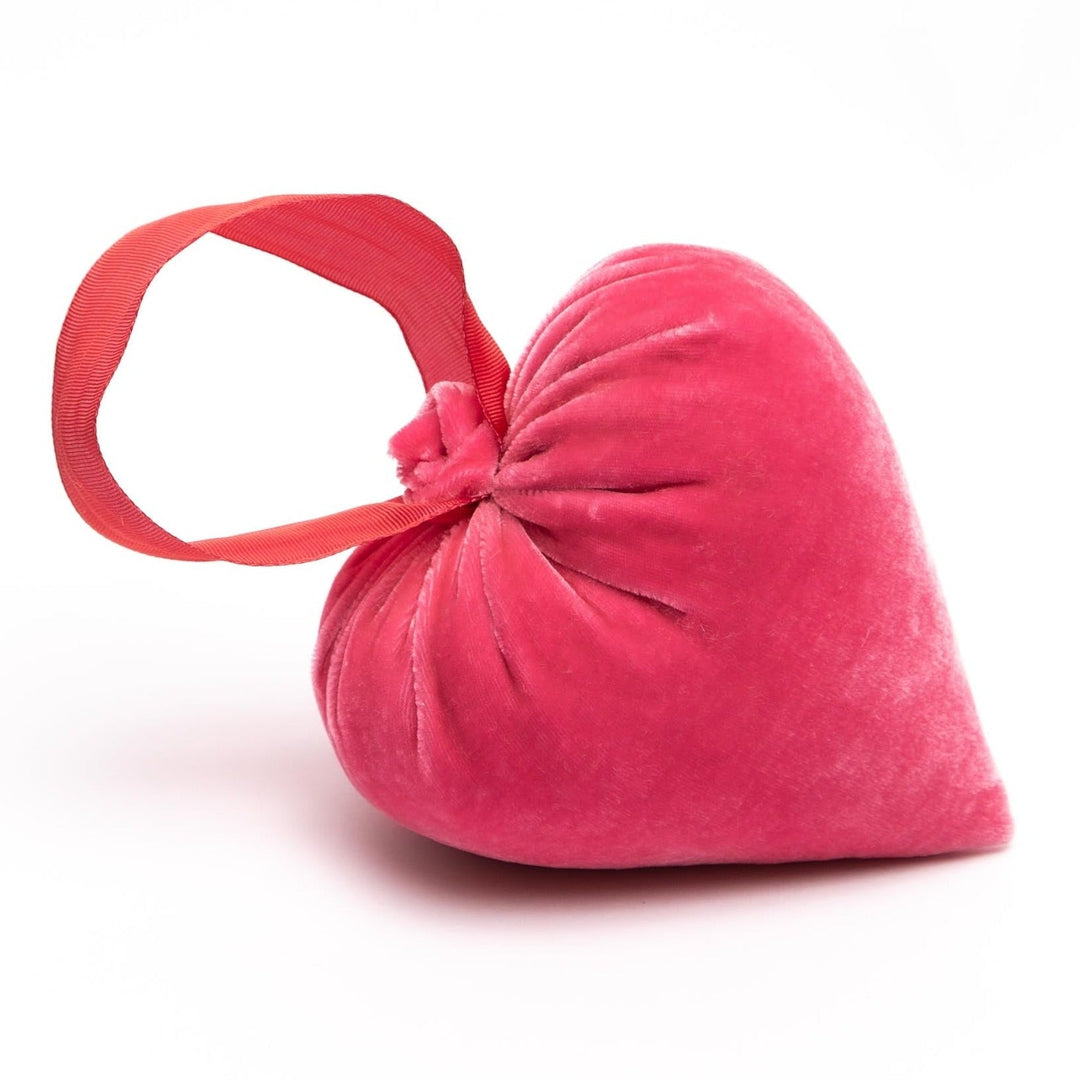 Velvet Heart w/Ribbon