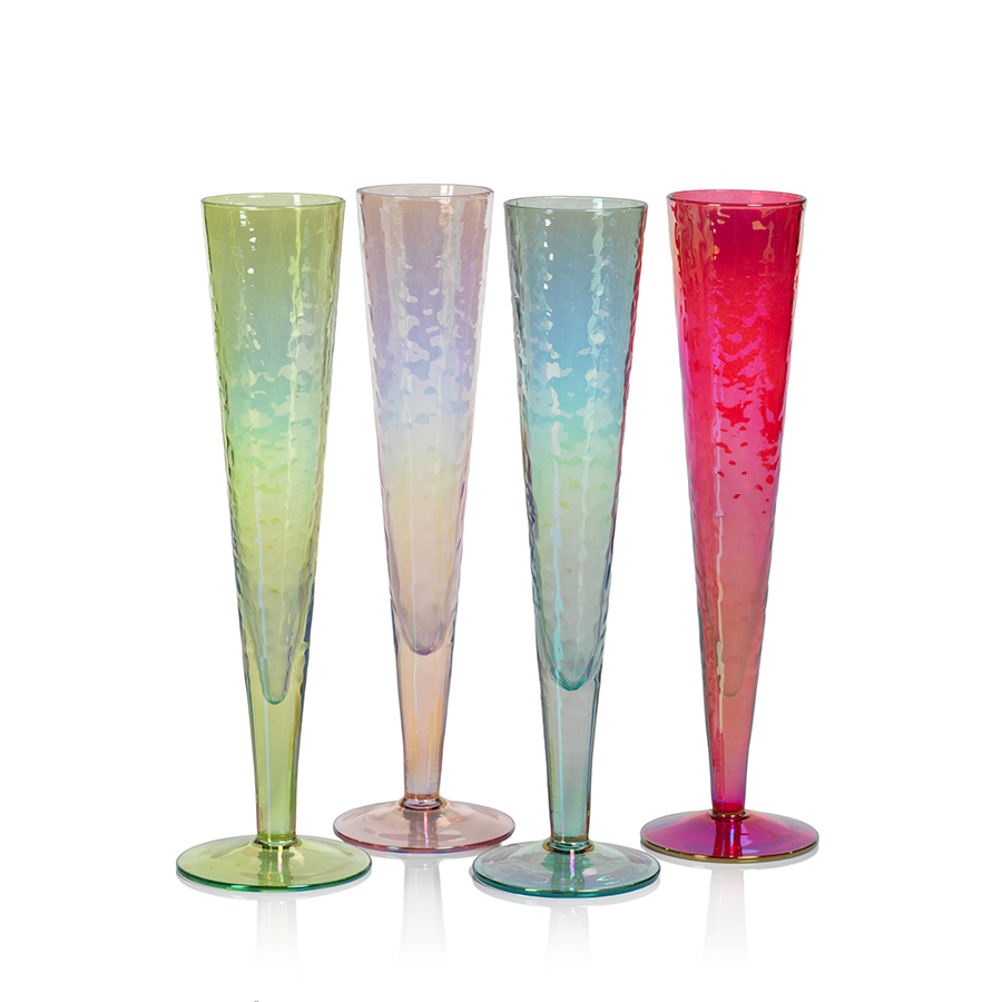Sleek iridescent Aperitivo Slim Champagne Flute made of soda-lime glass with a tapered silhouette.