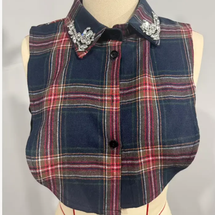 Navy and red plaid detachable shirt collar with diamond-studded embellishments on the collar tips.