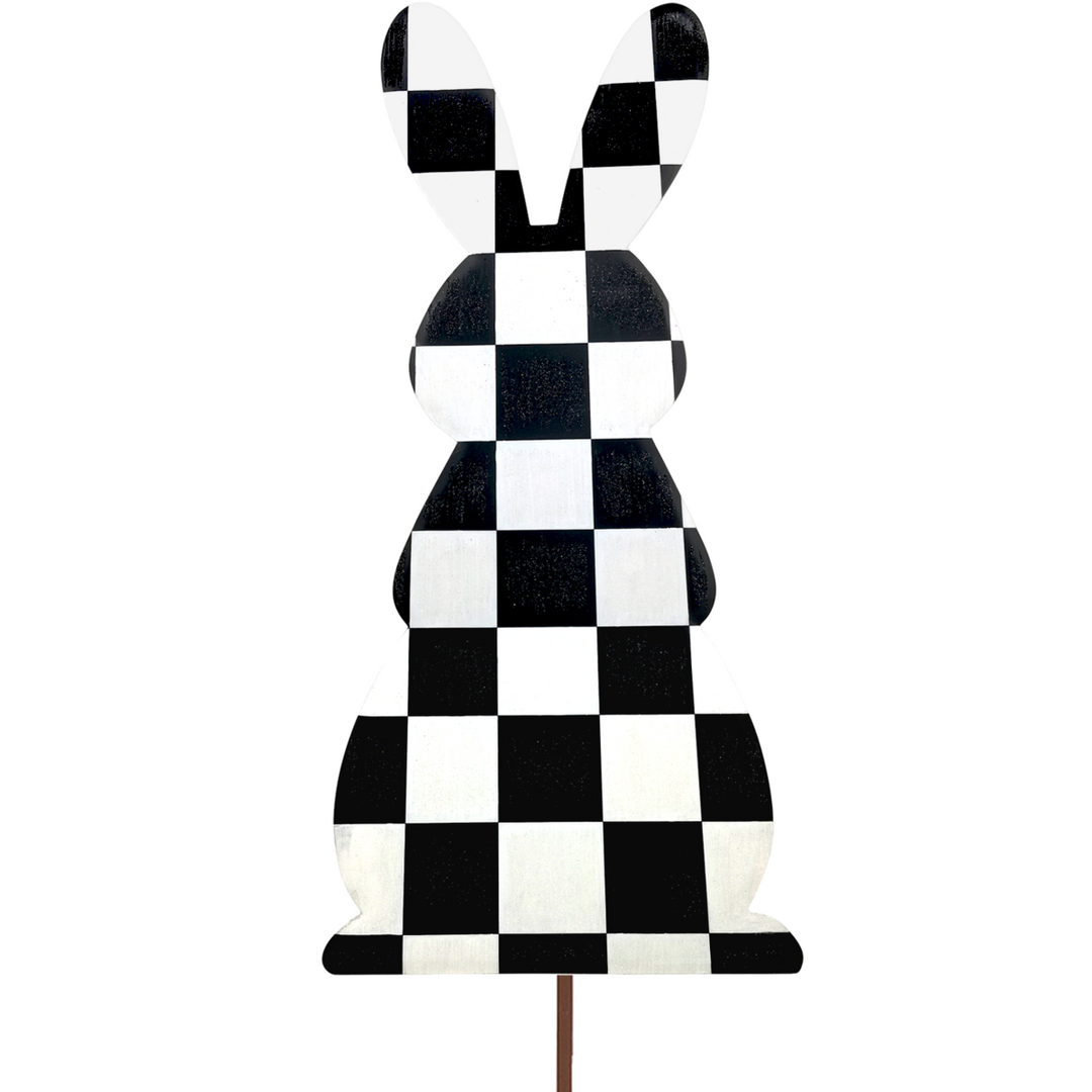 Elegant Checked Rabbit Yard