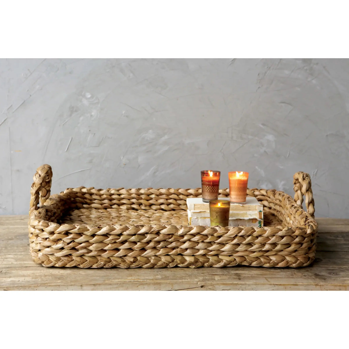 Hand-braided natural bankuan rope tray with handles in neutral tones