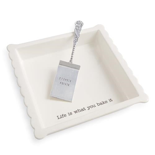 Ceramic brownie baker set with silver metal base