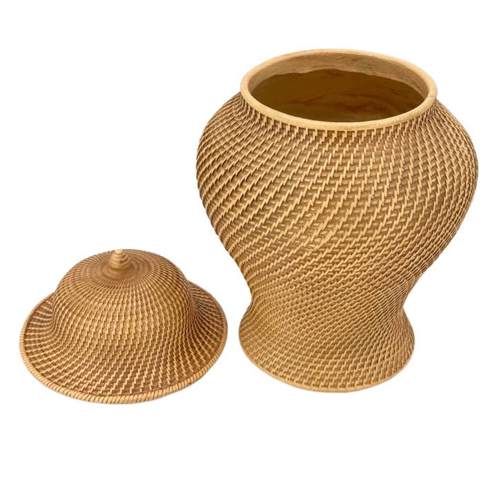 Faux wicker polyresin ginger jar with a domed lid, featuring an intricate basket-weave texture.