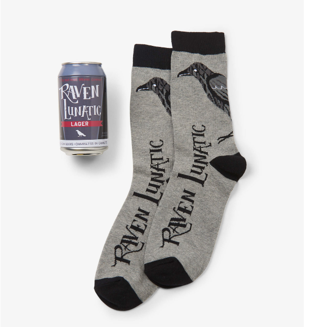 Men's crew socks in blue cotton blend with a beer can print pattern.