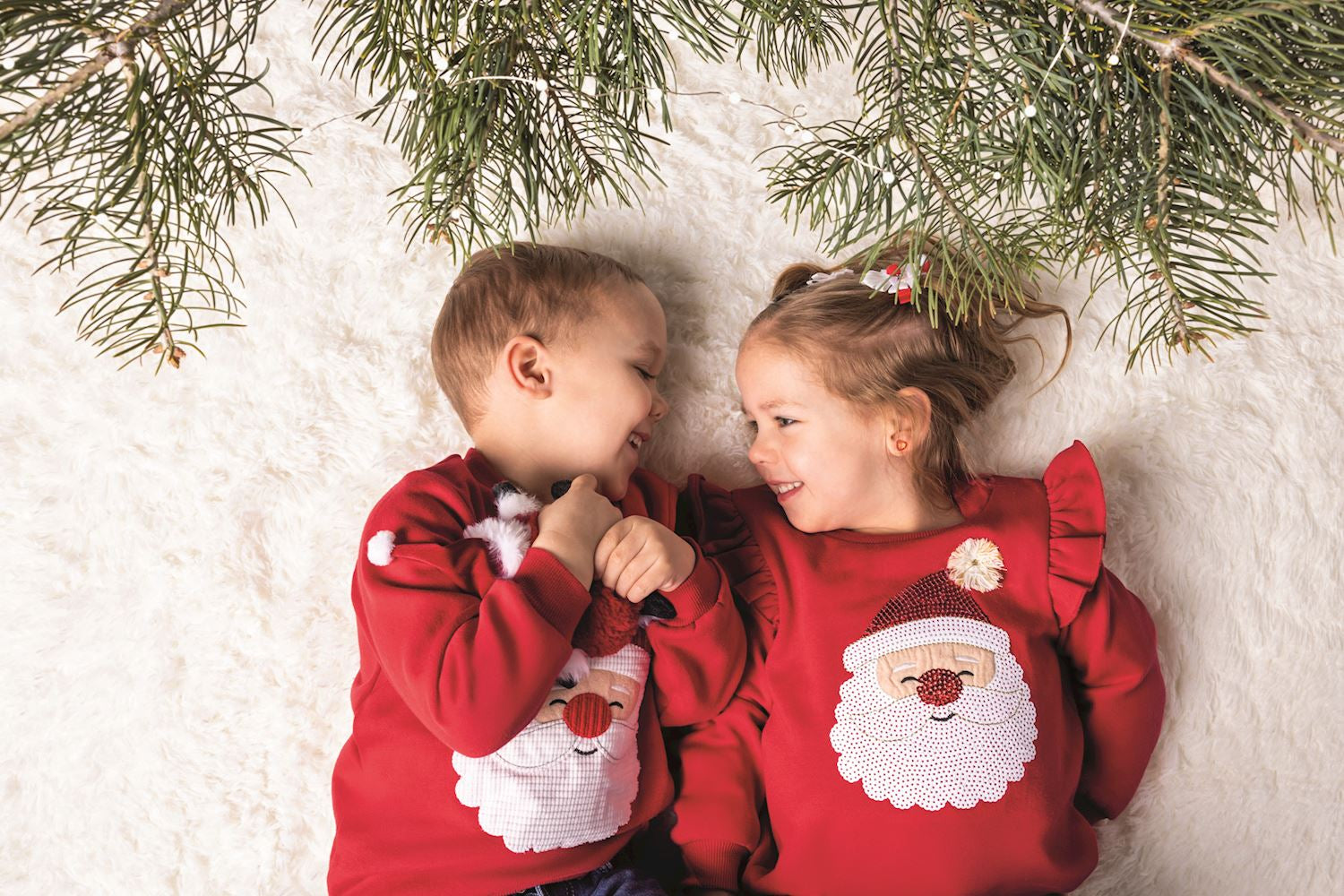 Mary Santa sequin sweatshirt in red with white snowflake pattern