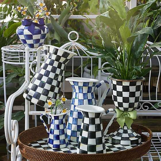 Royal Check Large Practical Pitcher