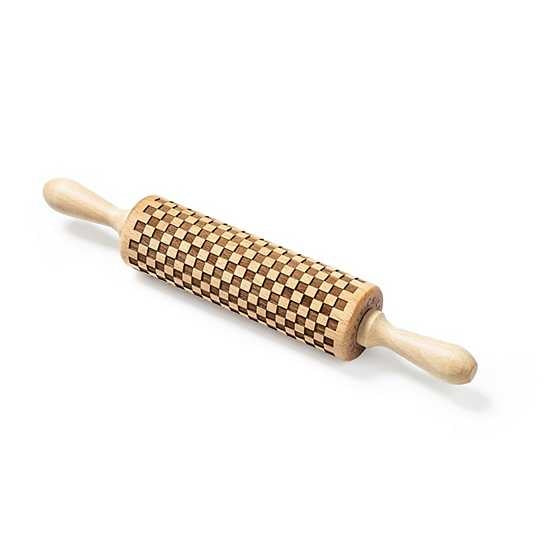 Beechwood rolling pin with embossed checkered pattern on surface