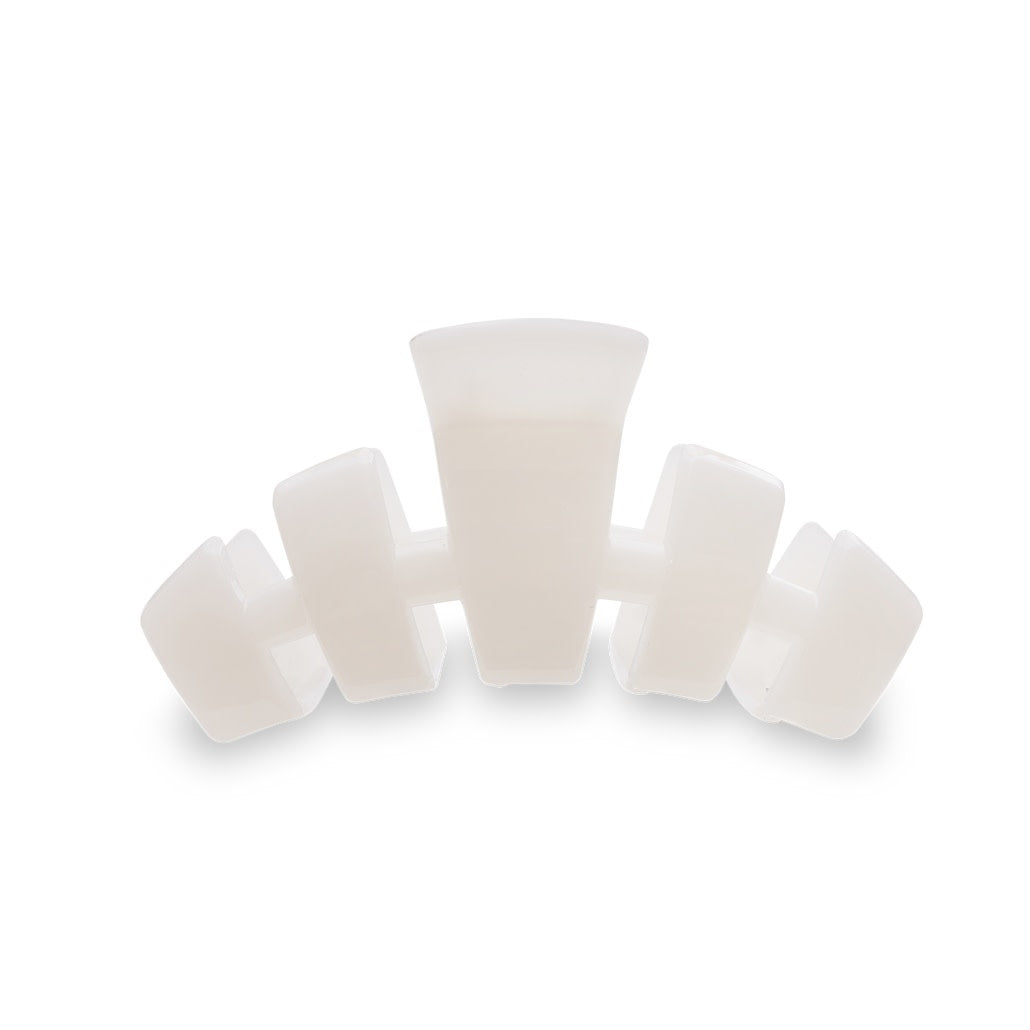 Coconut white medium hair clip with classic rectangular shape.
