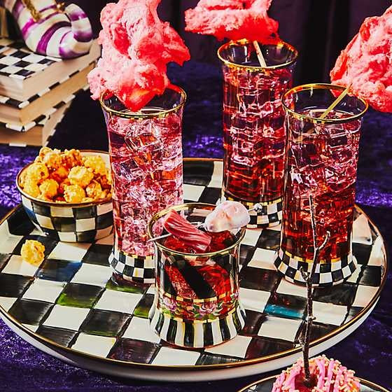 Hand-painted Courtly Check tumbler glass with gold lustre trim on a white base