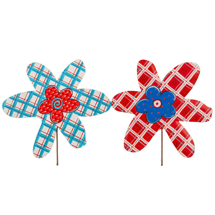 Whimsy Plaid Flower stake with a plaid-patterned fabric flower silhouette measuring 14 inches tall.