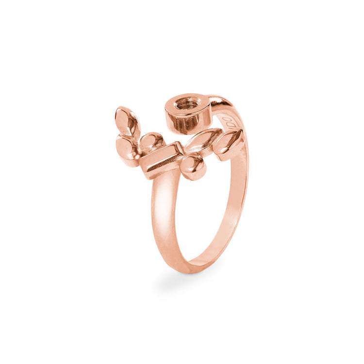 Adjustable Basic Ring Florale in silver metal with a delicate floral pattern on the band.