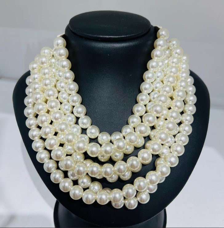 Fashion Pearl Necklace