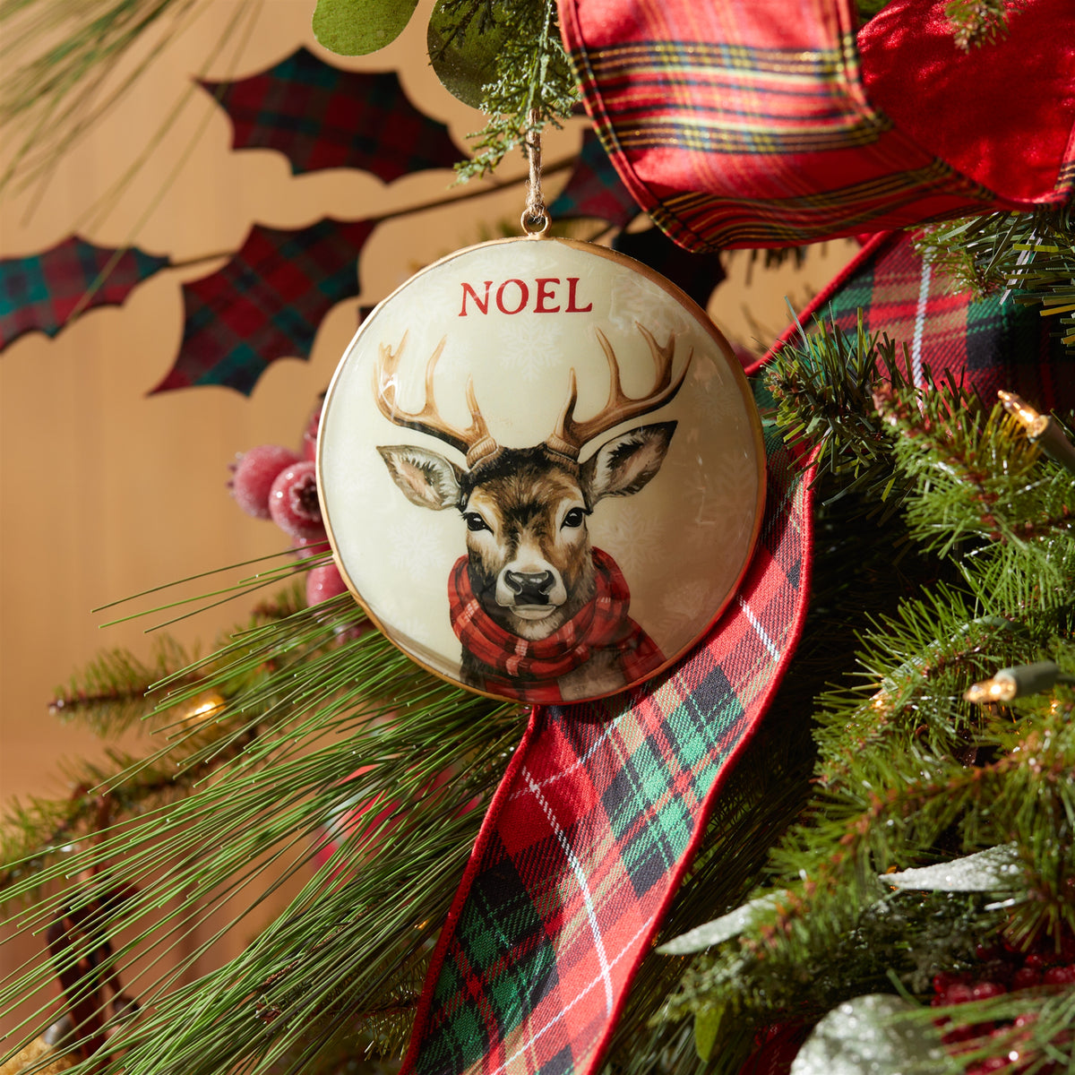 5.5-inch iron disc ornament featuring a deer silhouette with natural finish