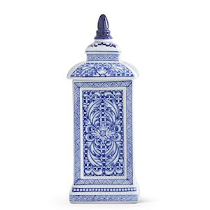Square porcelain container with lid in neutral tone