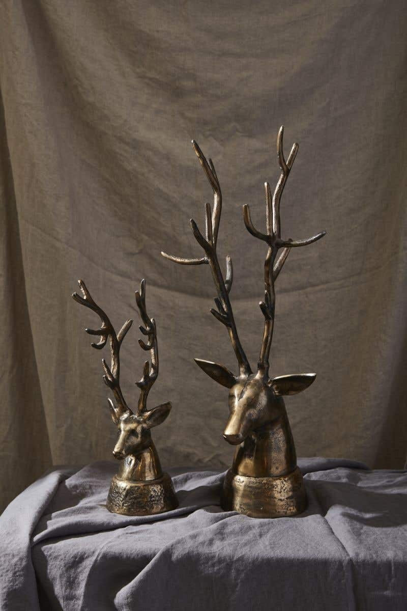 Metal deer head wall decor with natural finish