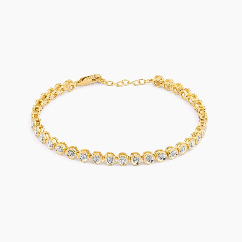 Diamond Essential Tennis Bracelet with lobster clasp closure