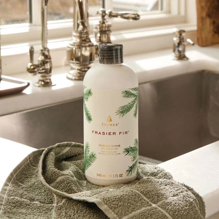 Frasier Fir surface scrub with a natural wood grain finish in an oval silhouette.