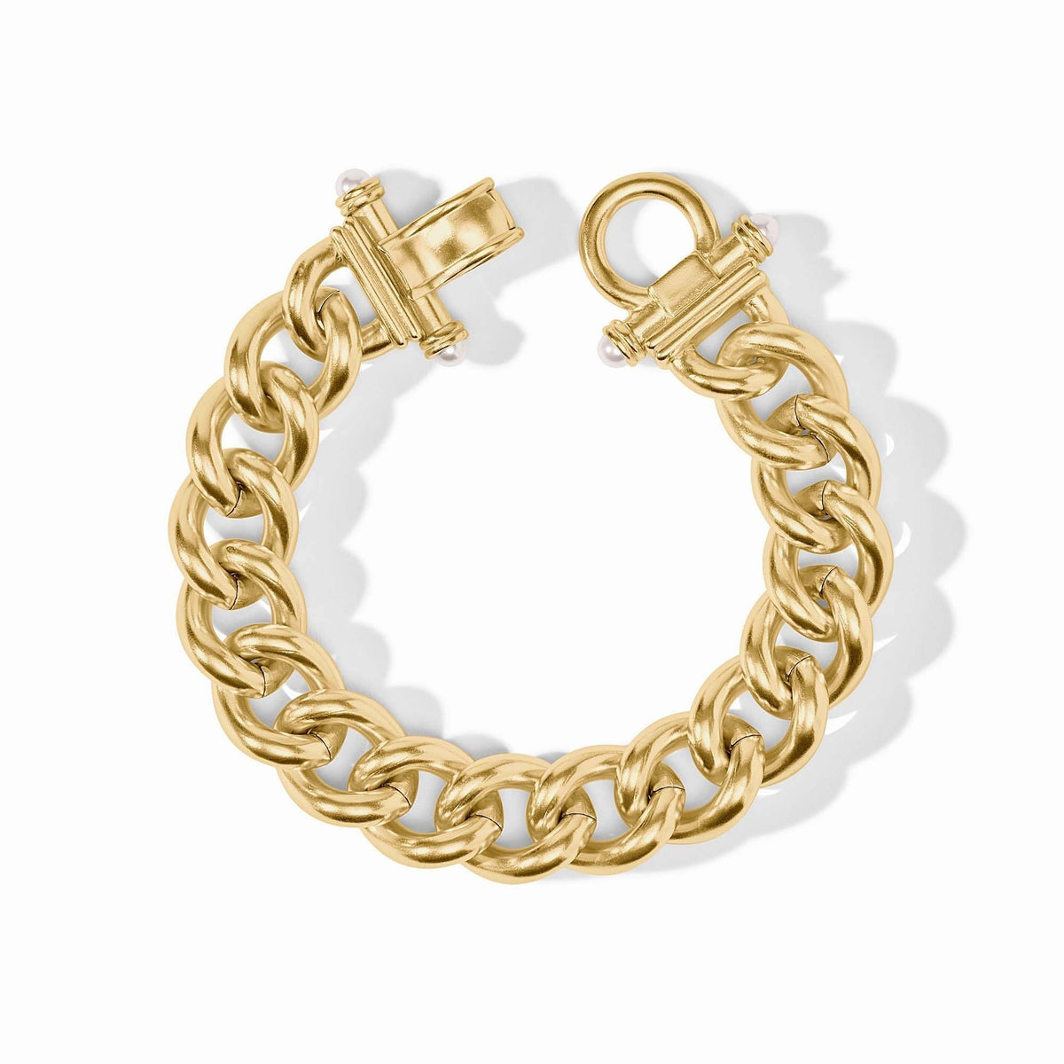 Dolce Link Bracelet in gold with a glass pearl accent