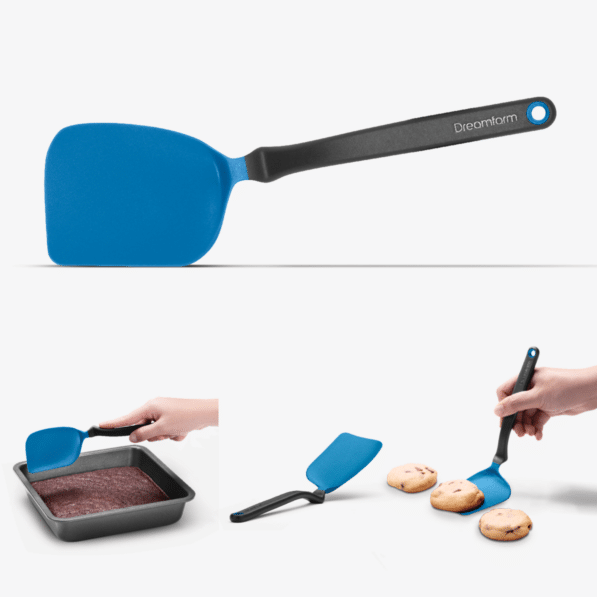 Classic blue Mini Chopula with angled handle and multicurved nylon head.