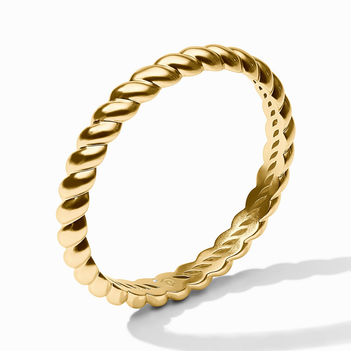 Ravello Bangle in 24K gold plate featuring a twisted rope design and Julie Vos hallmark.
