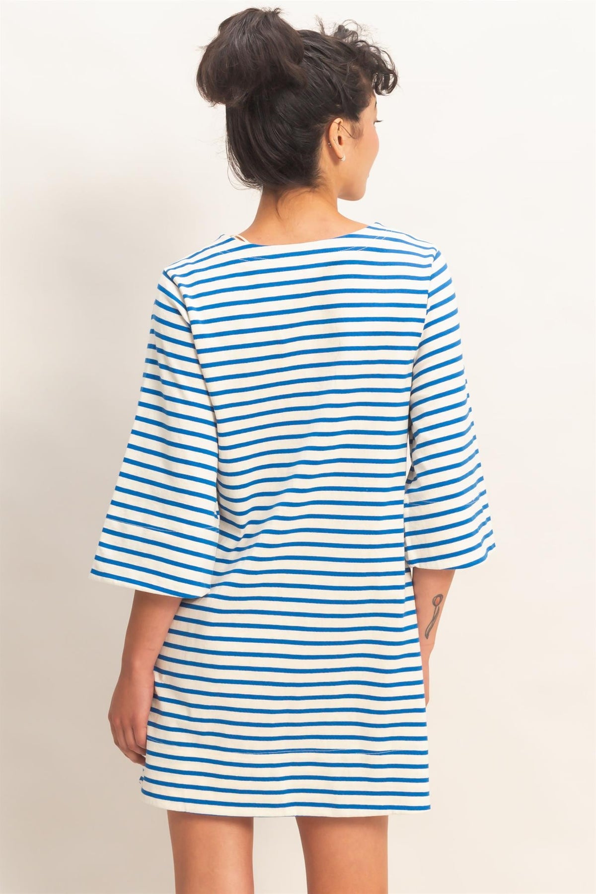 Aurora striped round neck half-sleeve mini dress in cotton with a relaxed silhouette.