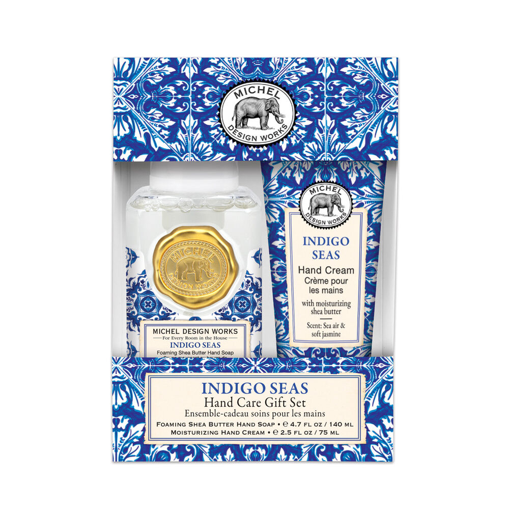 Hand Care Gift Set containing a foamer bottle and hand cream tube.