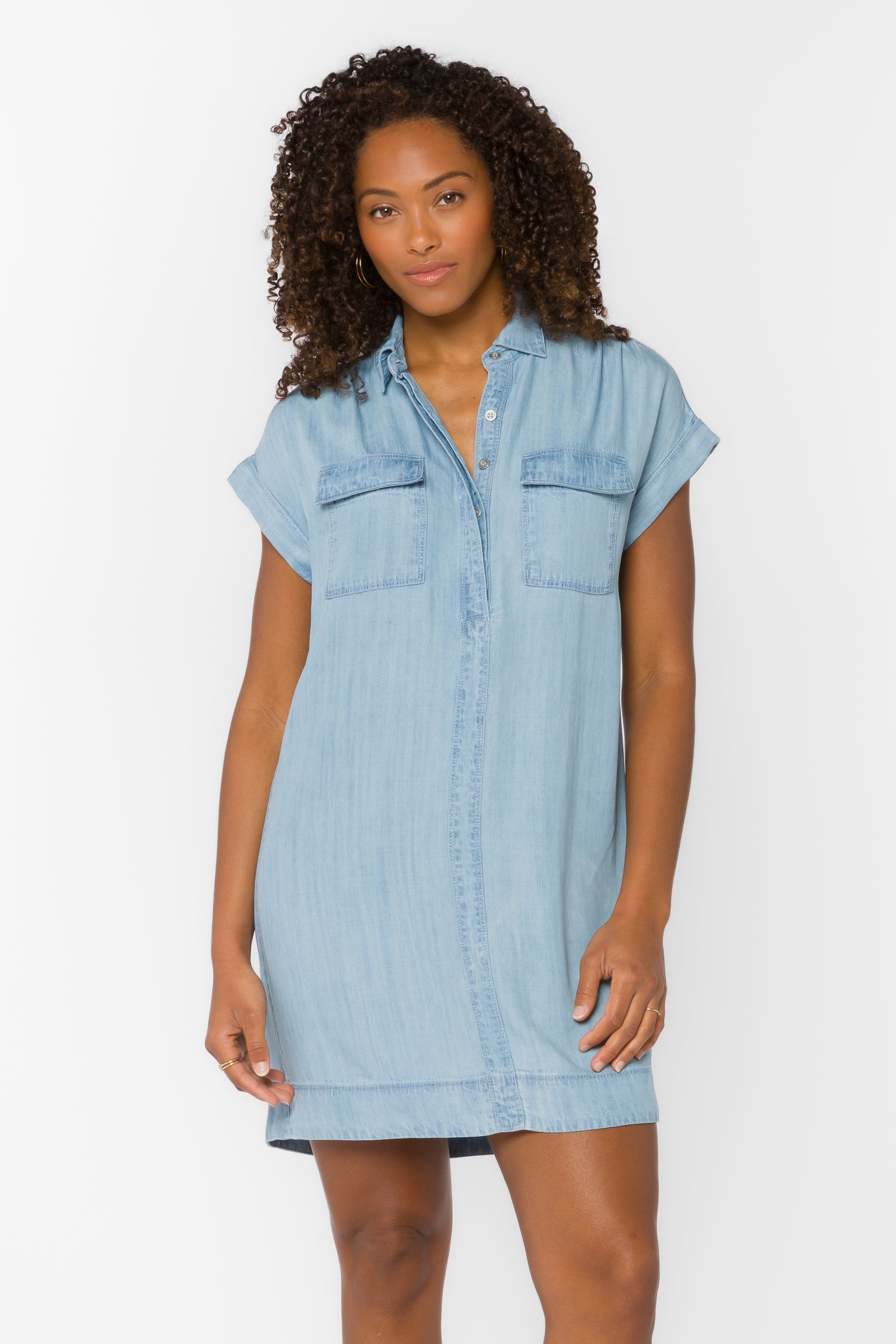 Starla mini dress in soft TENCEL™ lyocell with cuffed sleeves and chest flap pockets.