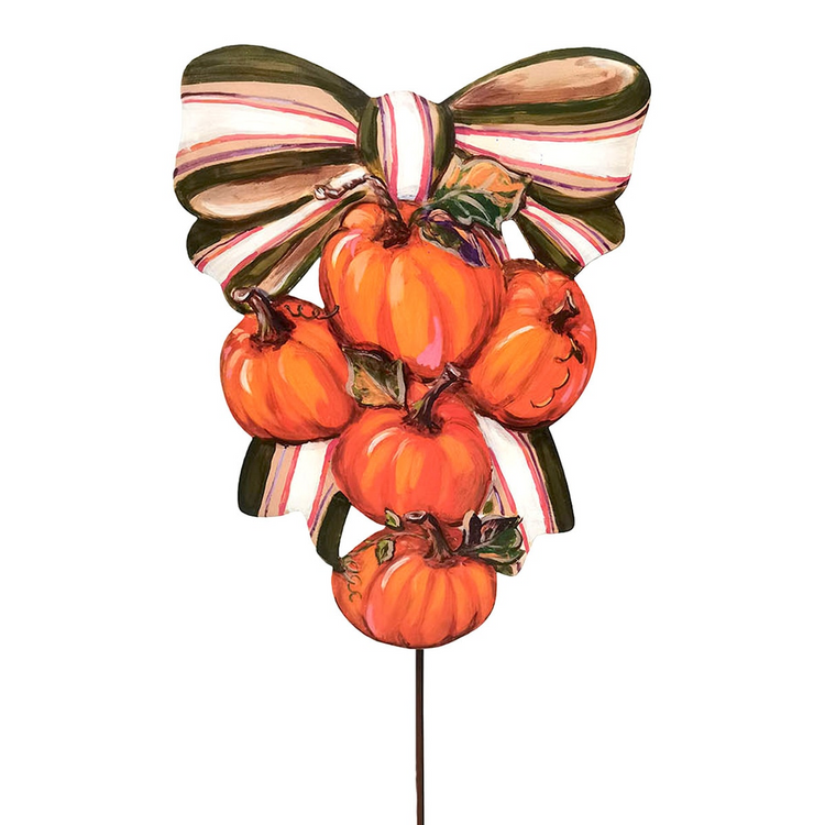 Metal pumpkin swag stake featuring five orange pumpkins and a green and white plaid bow.