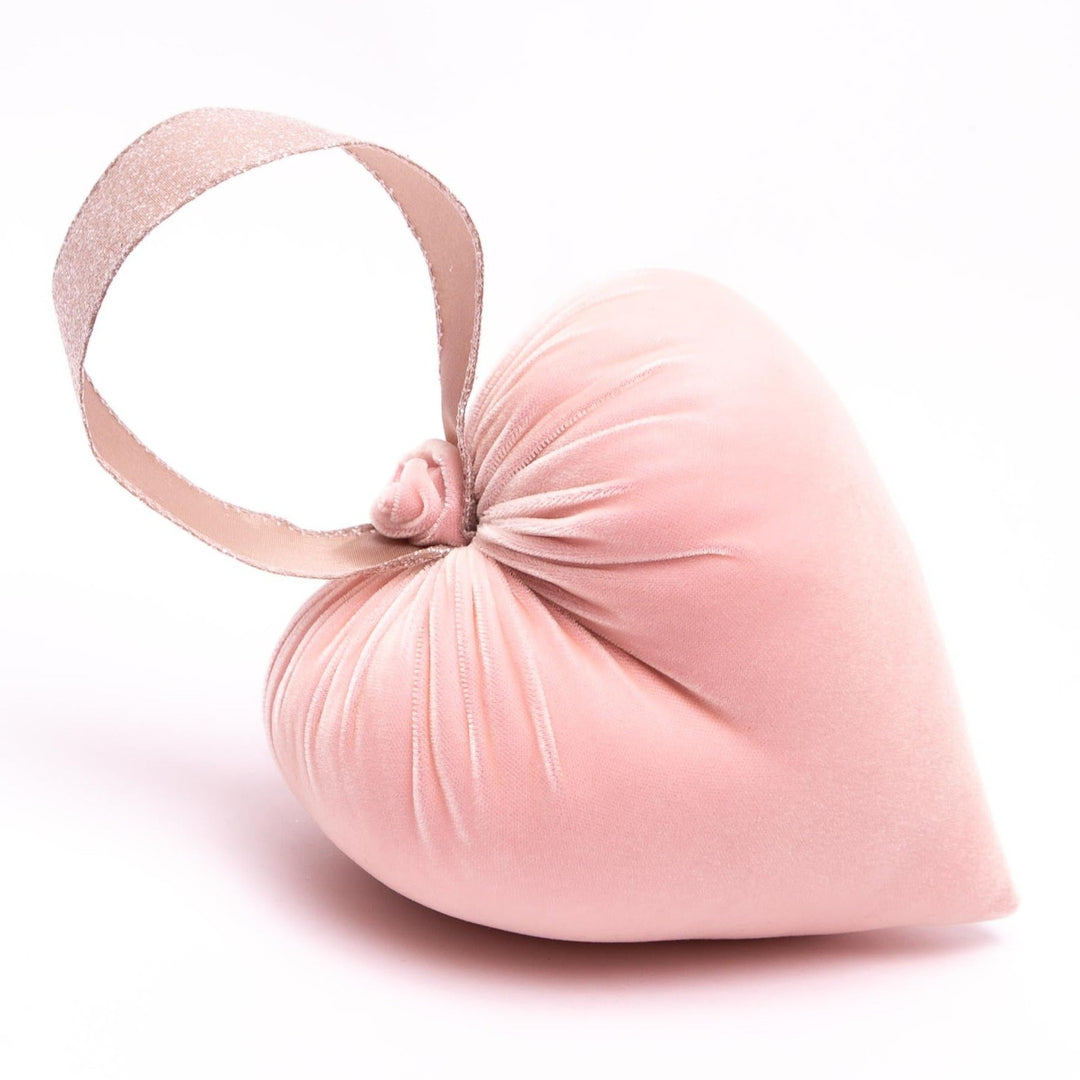 Velvet Heart w/Ribbon