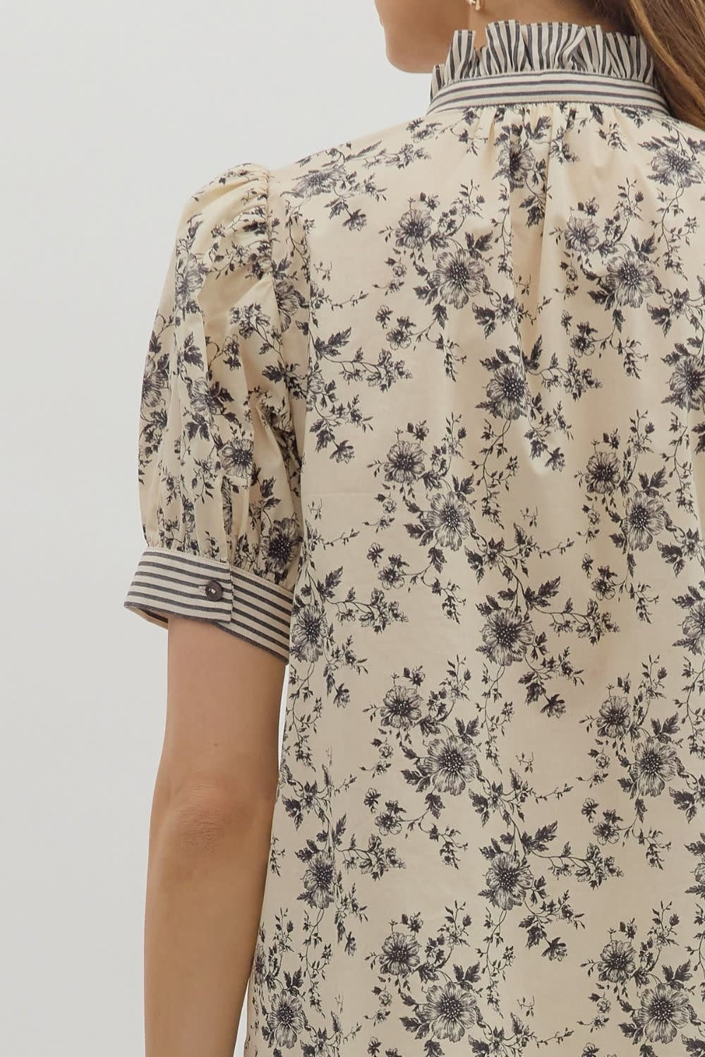 Ecru cotton floral print puff shoulder top with striped ruffle neck band