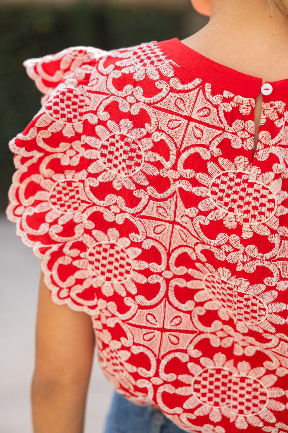 Rylie Scallop Ruffle Detail Floral Embroidered Top