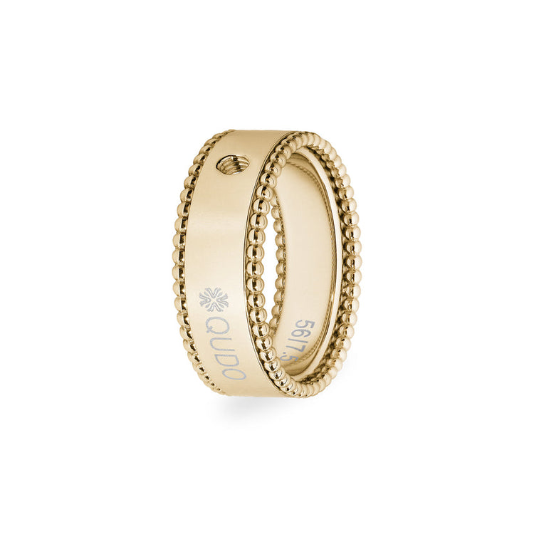 Base Ring Punto in silver with a wide 7.5 mm band.