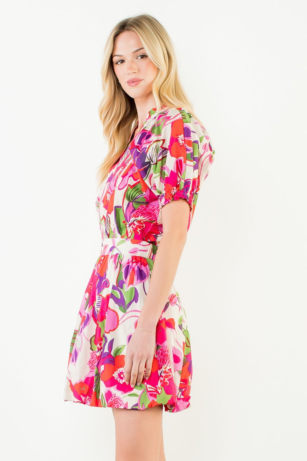 Riley Short Sleeve Floral Print V-Neck Top