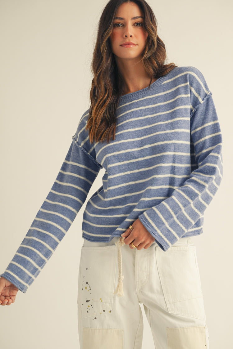 Relaxed fit pullover sweater in soft stripes with loose silhouette