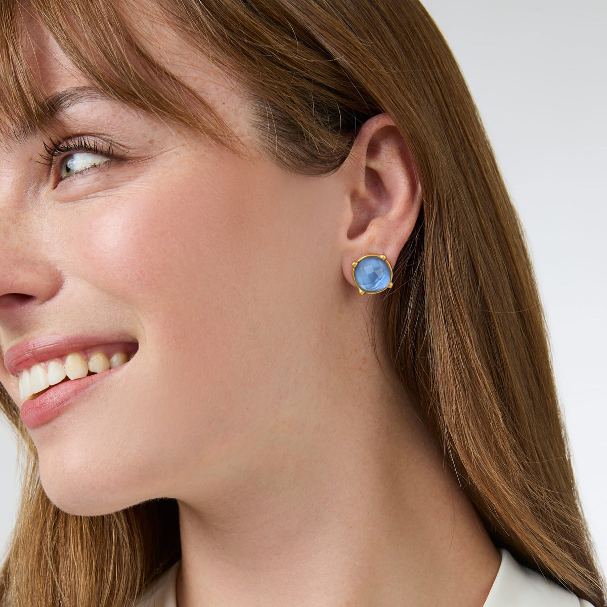 Gold honey stud earring with rose-cut glass gemstone and hammered bezel setting