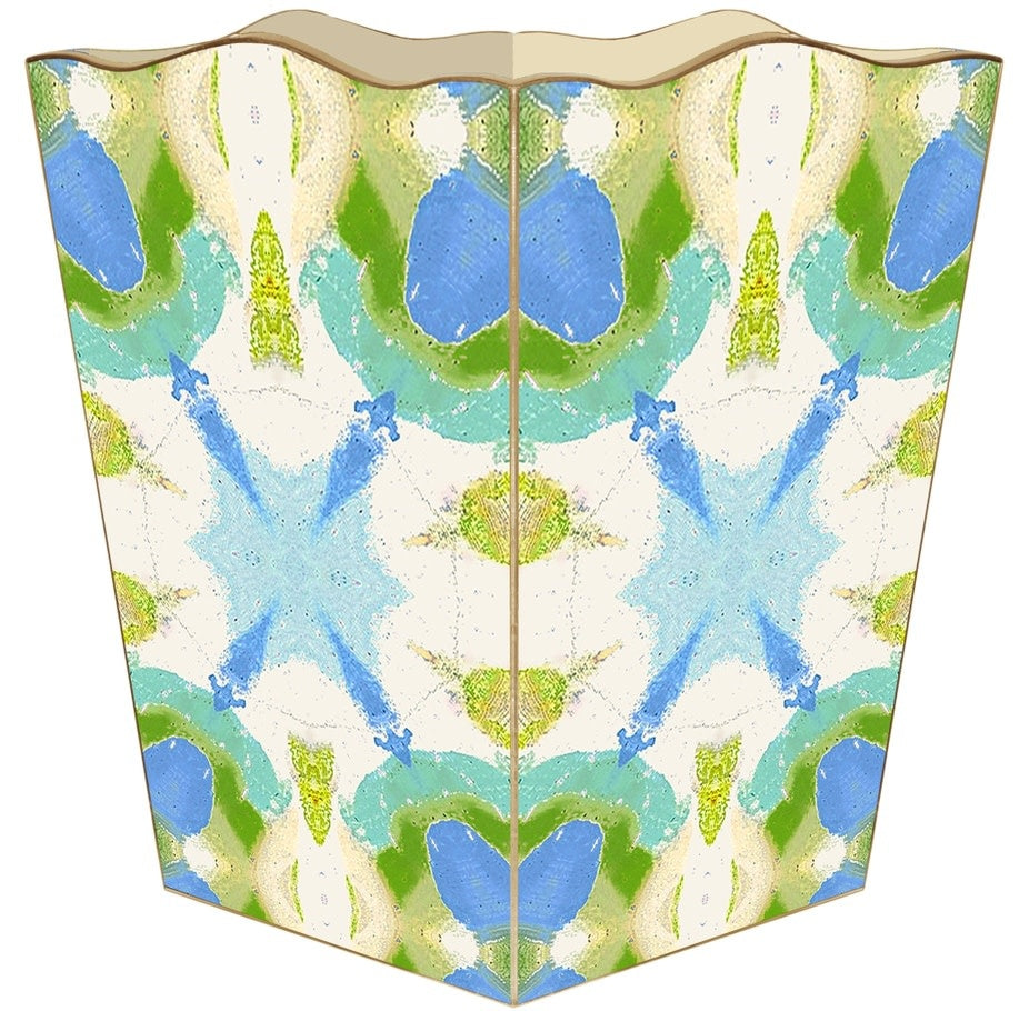 Gold-accented scalloped wastepaper basket with water-resistant exterior.