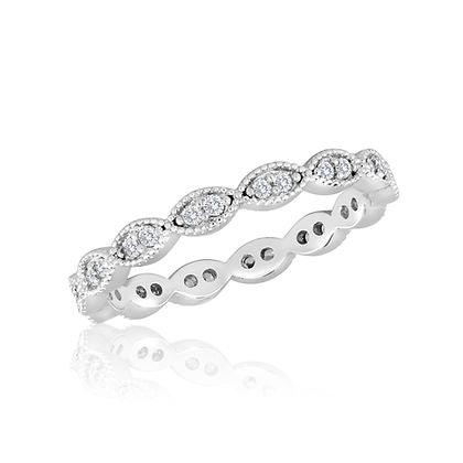 Silver Endless Oval Stack Ring with continuous oval motif