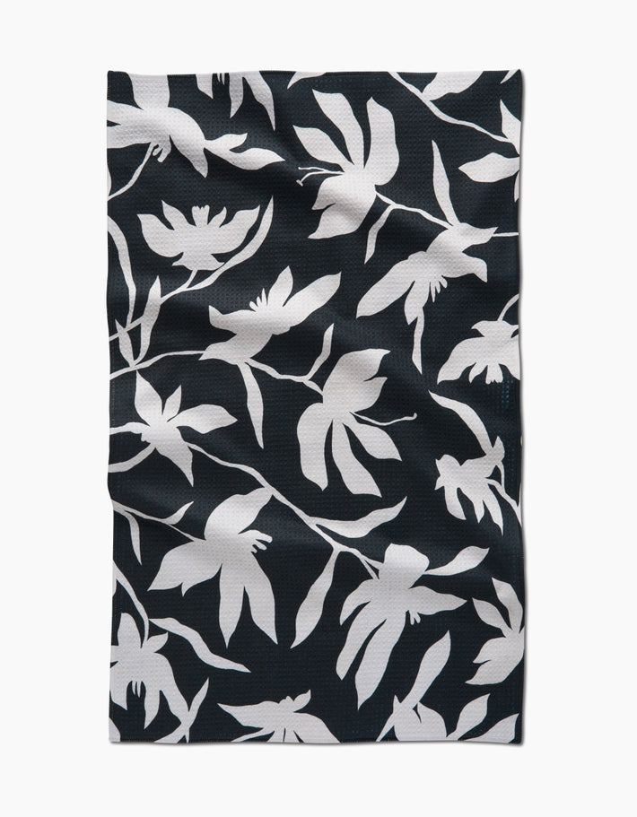 Spring tea towel in waffle weave with single-sided print