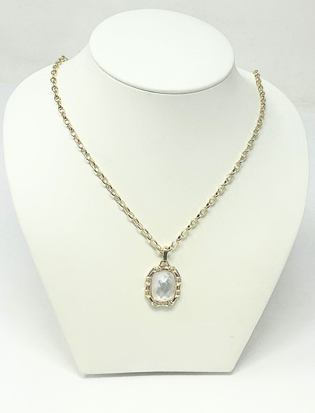 Bamboo With Stone Pendant Necklace - Mother Of Pearl