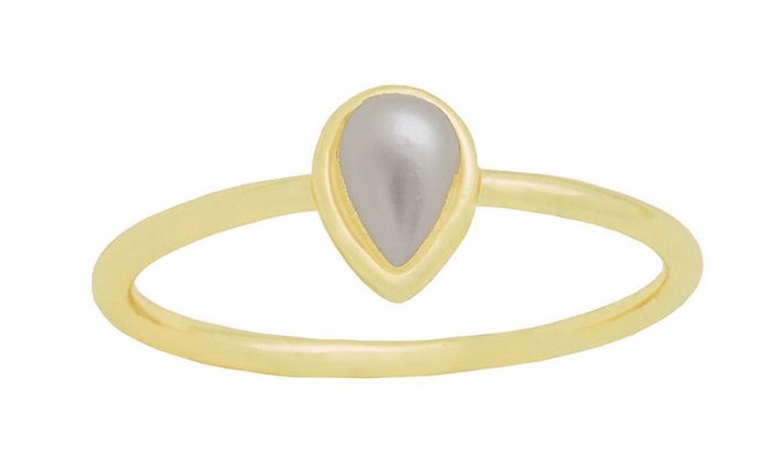 Gold layered ring featuring a teardrop-shaped pearl center with natural luster.