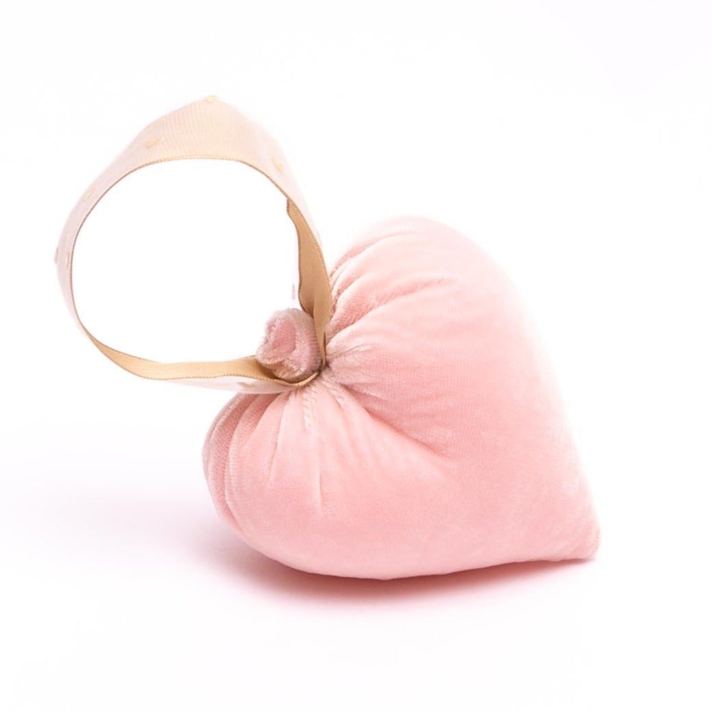 Velvet Heart w/Ribbon