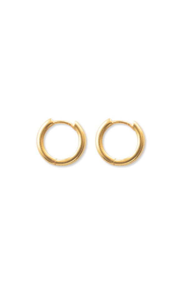 A pair of classic 18K gold-plated 16mm Elle hoop earrings with a polished finish.